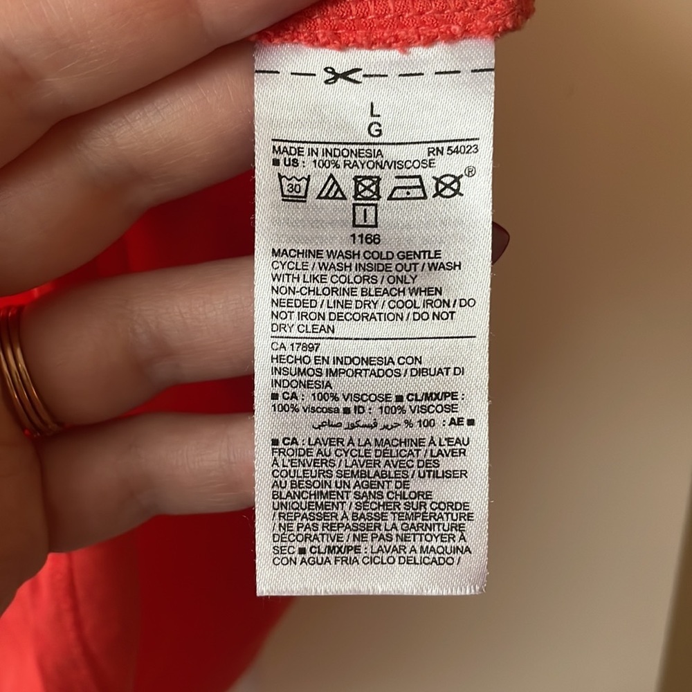 Old Navy Love Wins Swing Tank - Picture 2 of 2